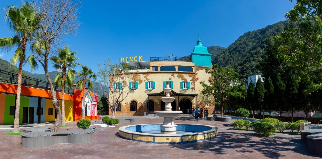Bisck Hotel & Resort Пули Екстериор снимка