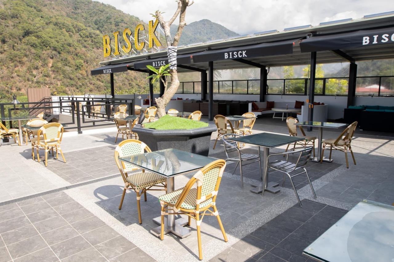 Bisck Hotel & Resort Пули Екстериор снимка